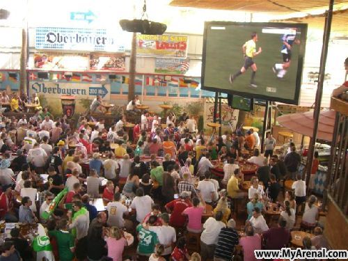 Mallorca Urlaubsbild - Bundesliga Saisonfinale 2009 im Bierkönig