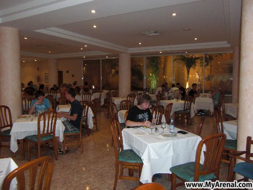 Mallorca Urlaubsbild - Hotel Reina del Mar Speisesaal