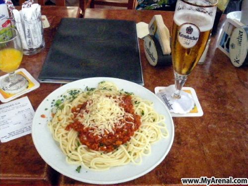 Mallorca Urlaubsbild - Spaghetti Bolognese im Deutschen Eck